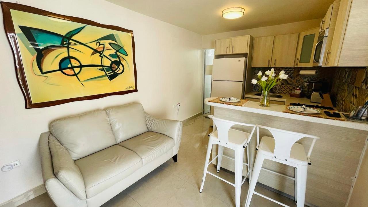 Compact Haven With Private Entrance And Free Parking And Laundry Apartment Ponce Luaran gambar